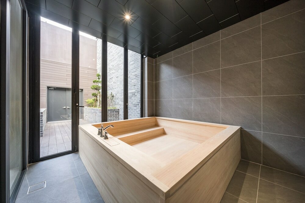 Фото Brown Dot Hotel Masan