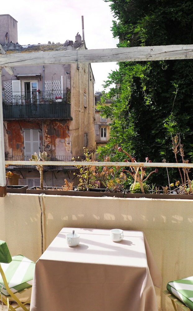 Фото Hotel Central Bastia