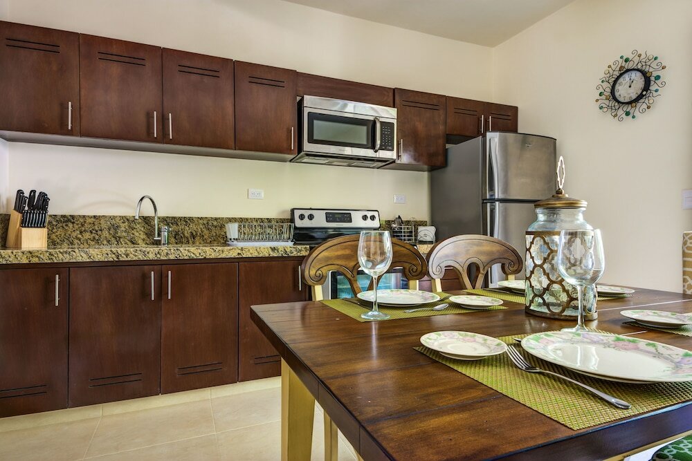 Фото Rebecca 2 bedrooms sleeps 5