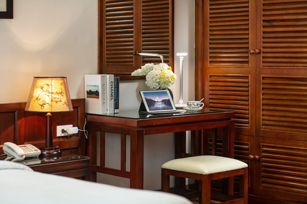 Фото Hanoi Nostalgia Hotel & SPA