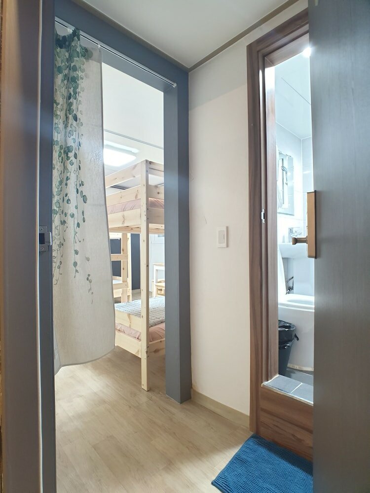 Фото Little Star Guesthouse