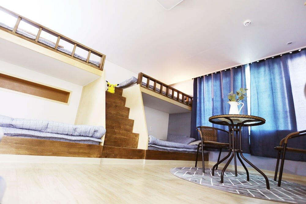 Фото Little Star Guesthouse