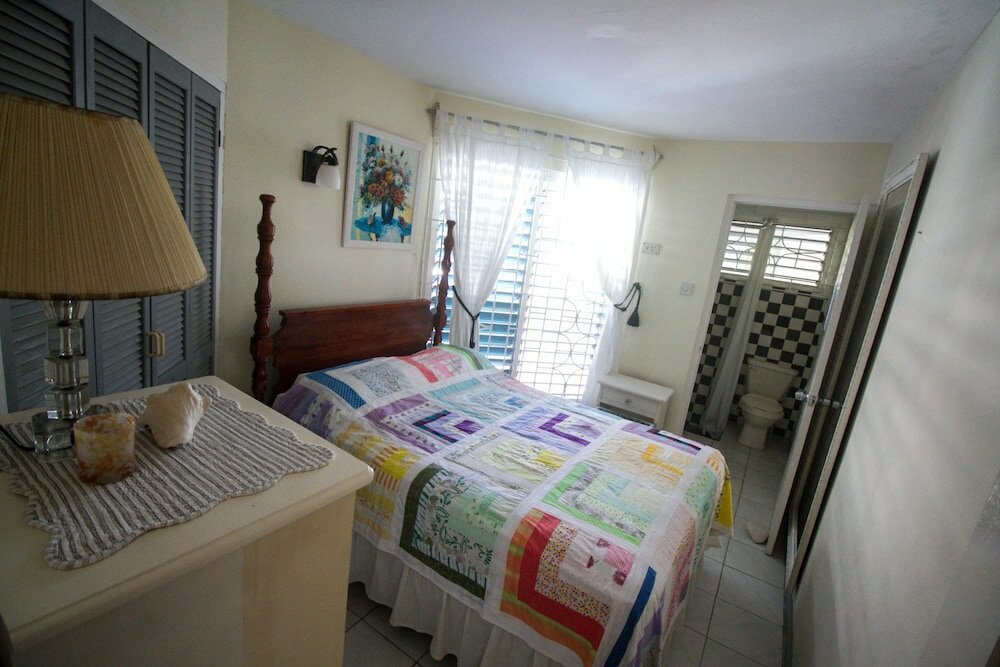 Фото Yellow Canary Beach Villa