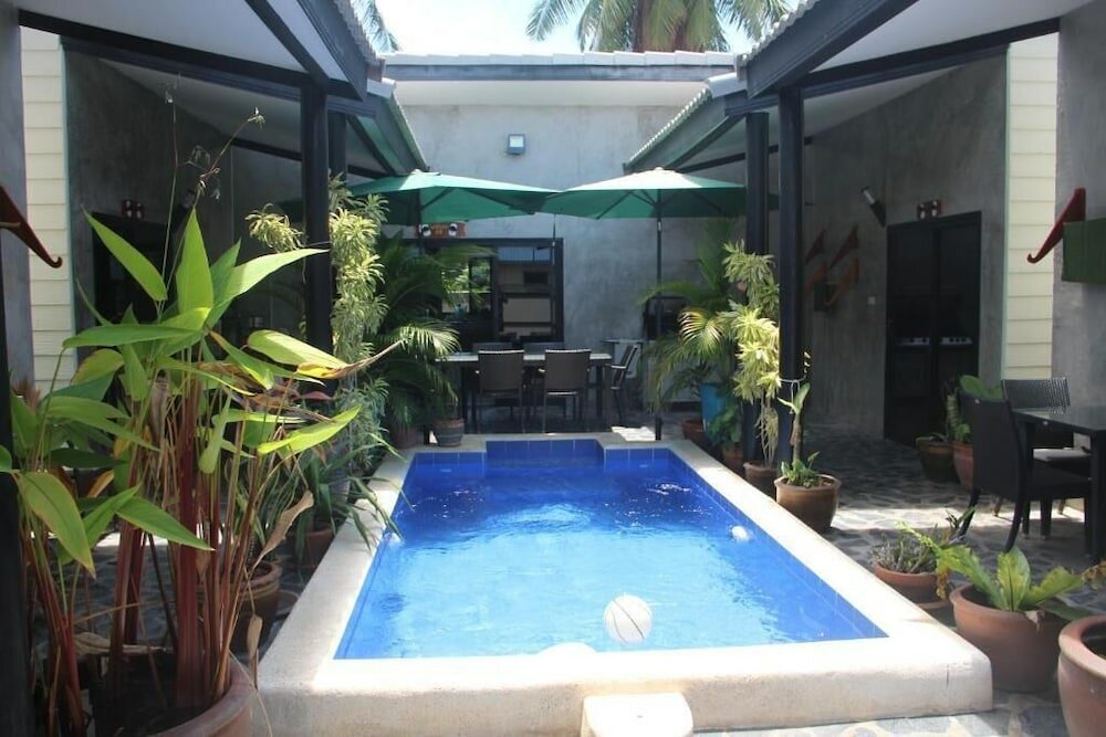 Фото The Beach House Bungalows