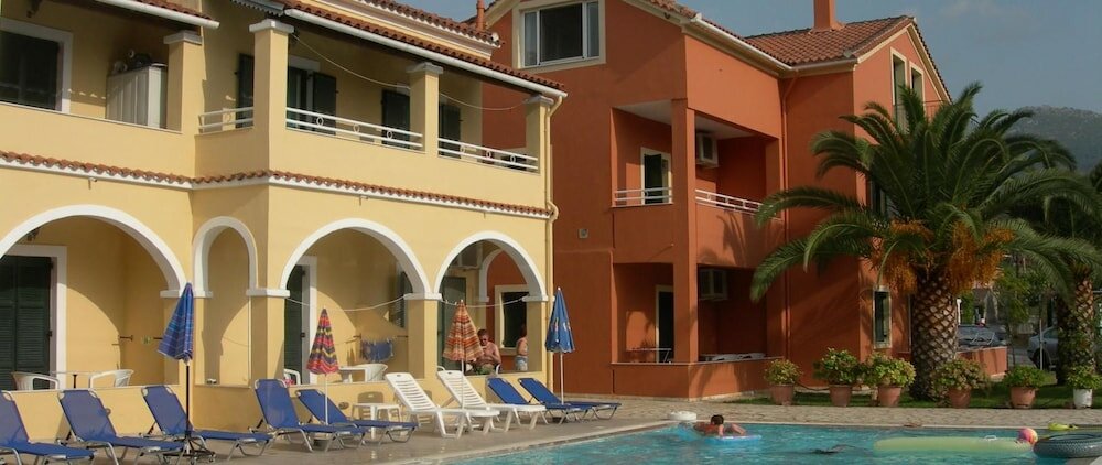 Фото Katerina Pool Apartments