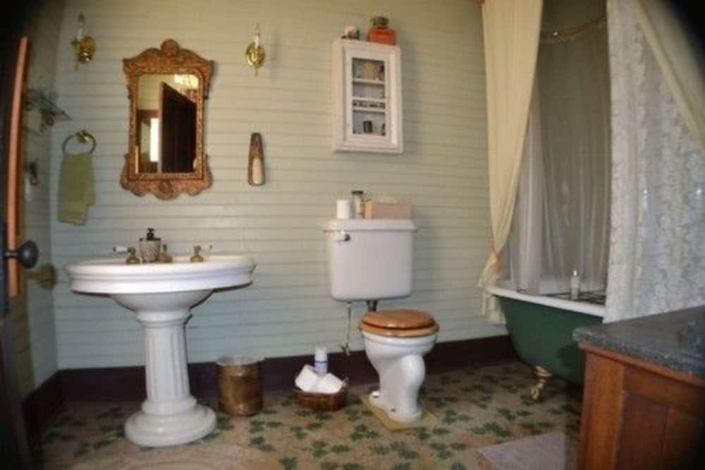 Фото The Carleton House