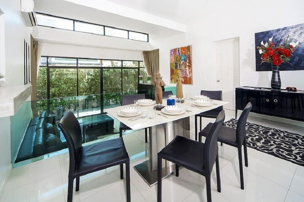 Фото Villa Jungle 2 Bedrooms