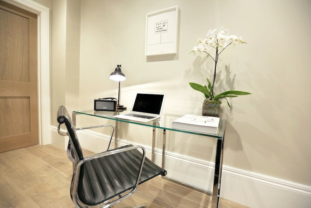 Фото 56 Welbeck Street