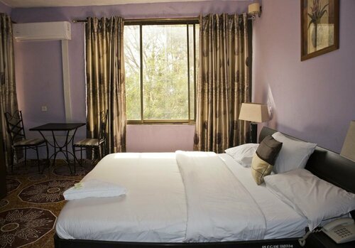 Гостиница Radach Lodge & Conference Centre в Тамале