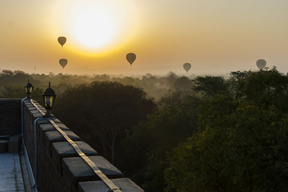 Фото отеля 3