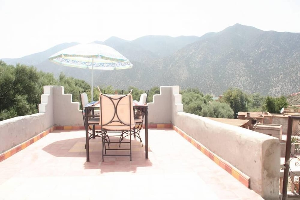 Фото Mandar Kebir