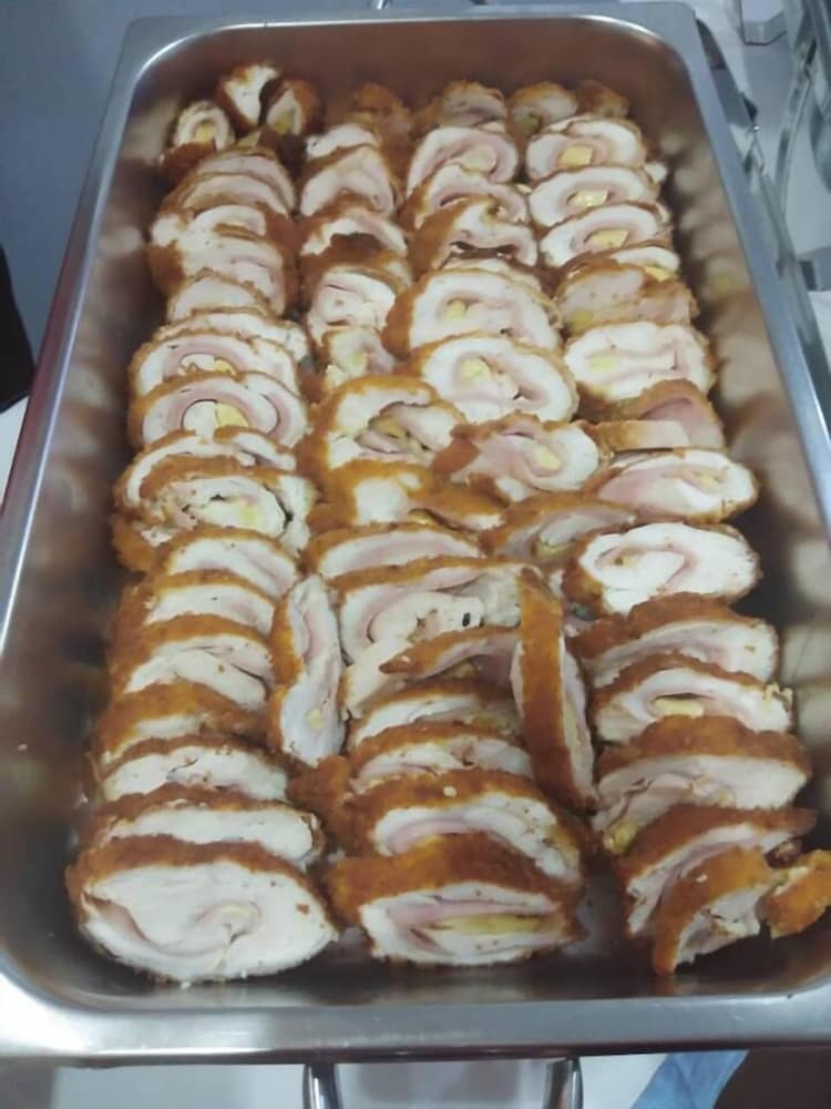 Фото Hotel Turista Canlubang