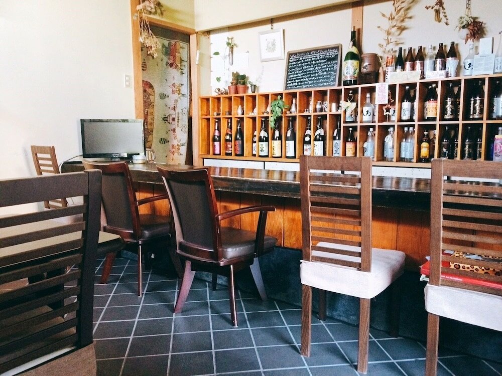 Фото Yasuragi Guest House & Bar