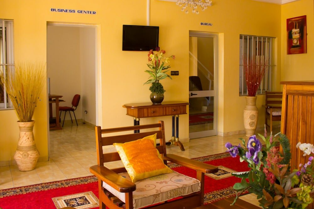 Фото Jeane's Appart Hotel