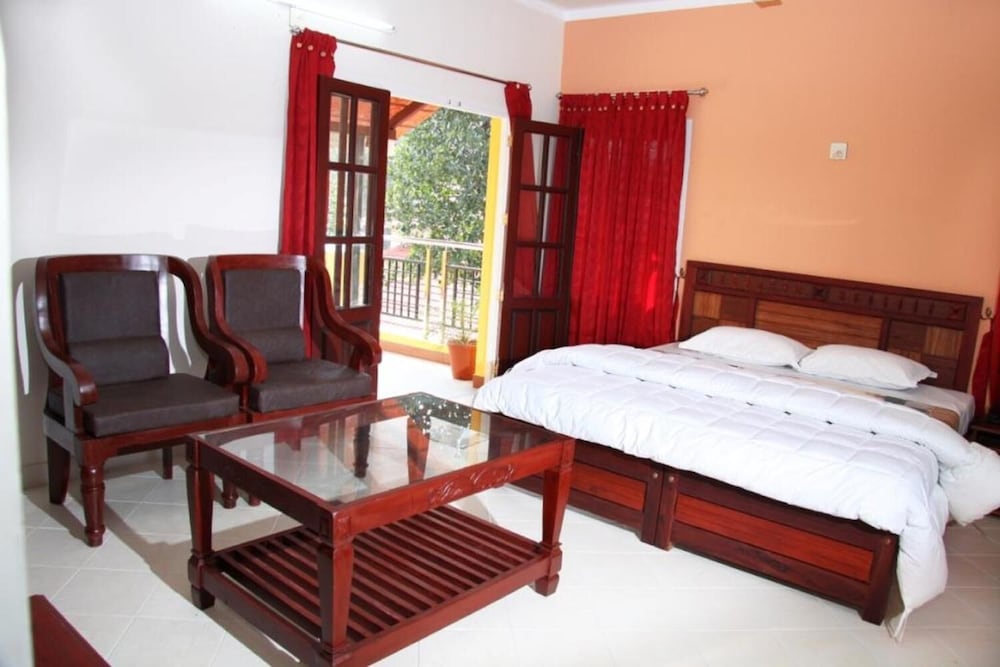 Фото Wynd Valley Garden Resort