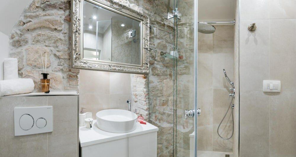 Фото Jupiter Lux Rooms