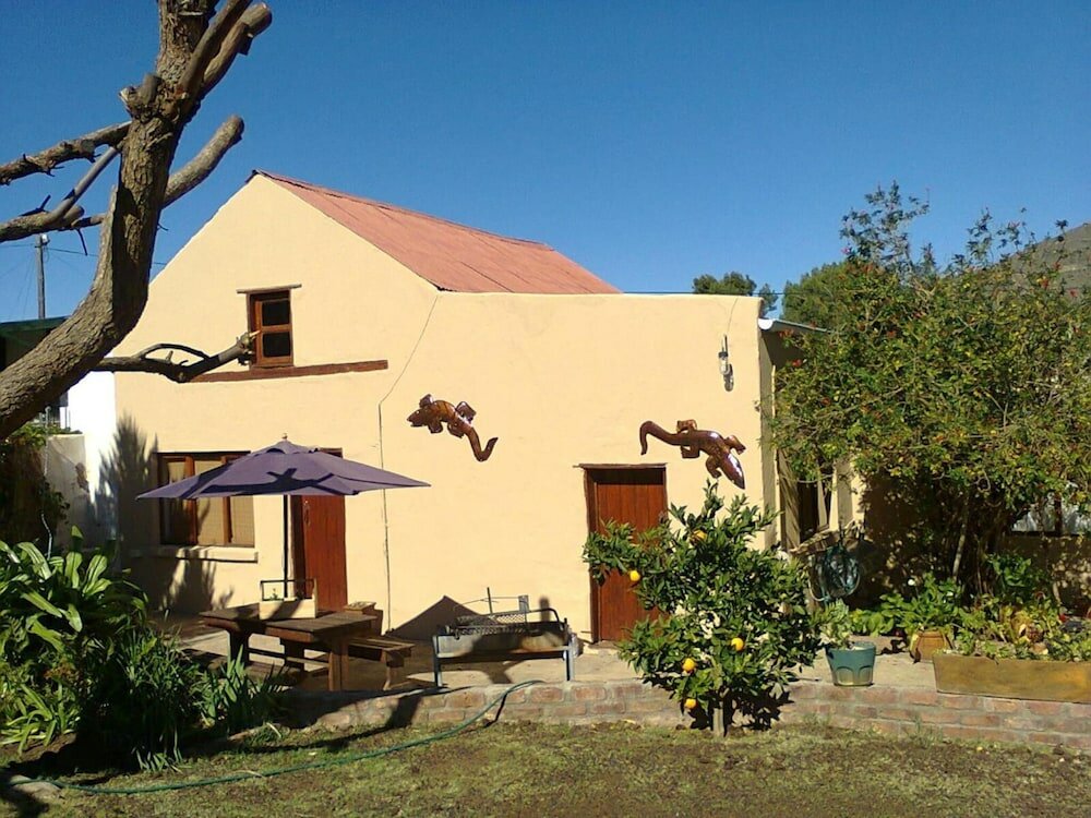 Фото Trackers Inn