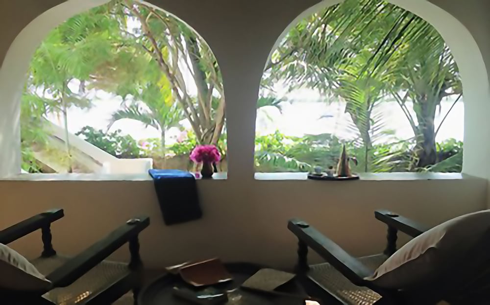 Фото Kijani Hotel