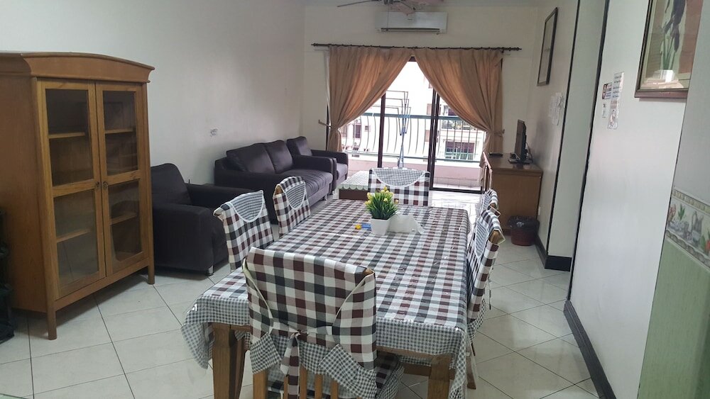 Фото Ideal Holiday Apartment Marina Court