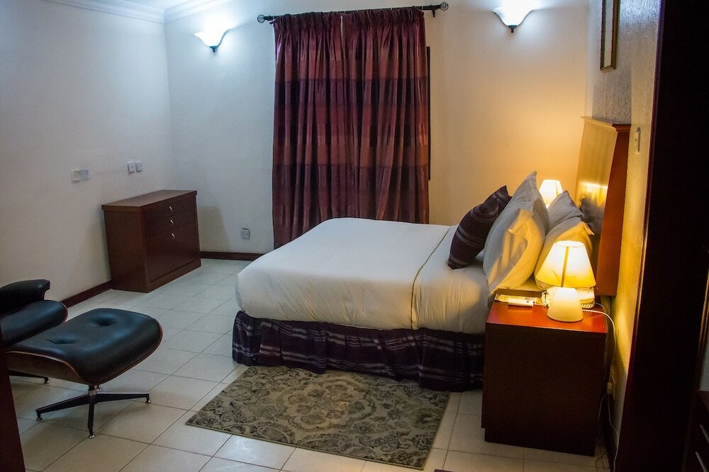 Фото The Palmview Manor Hotel