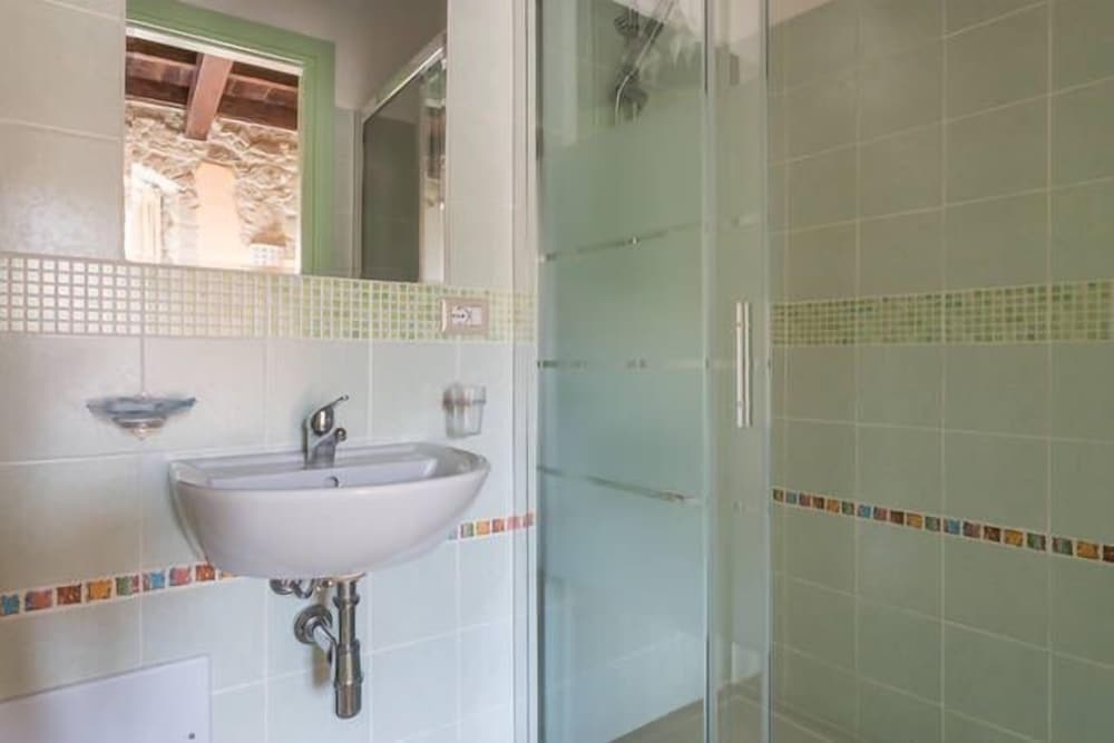 Фото Madalen Guest House