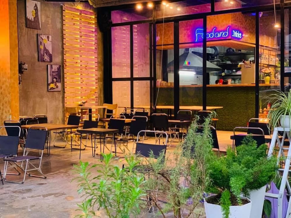 Фото Himalaya Phoenix Hotel