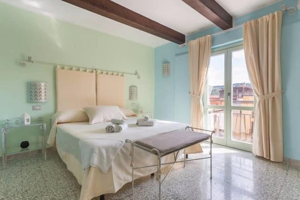 Фото Madalen Guest House