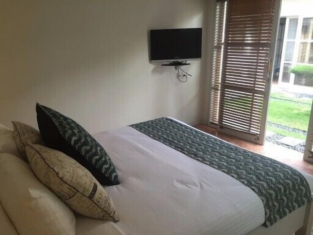 Фото The Cabana Villa