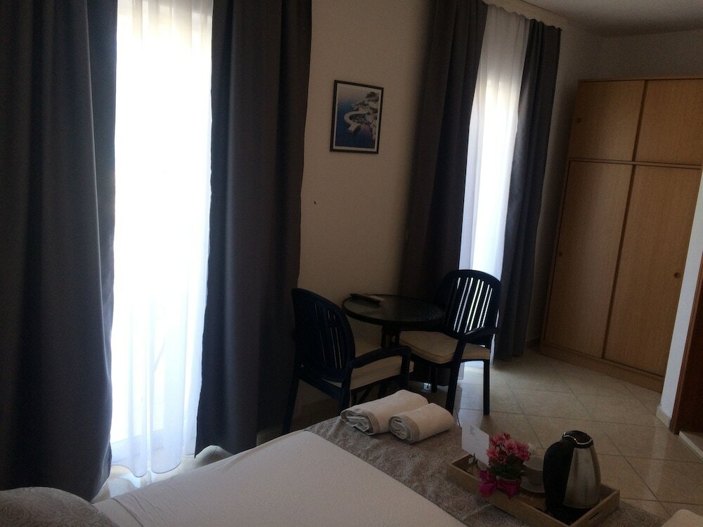 Фото Villa Menalo