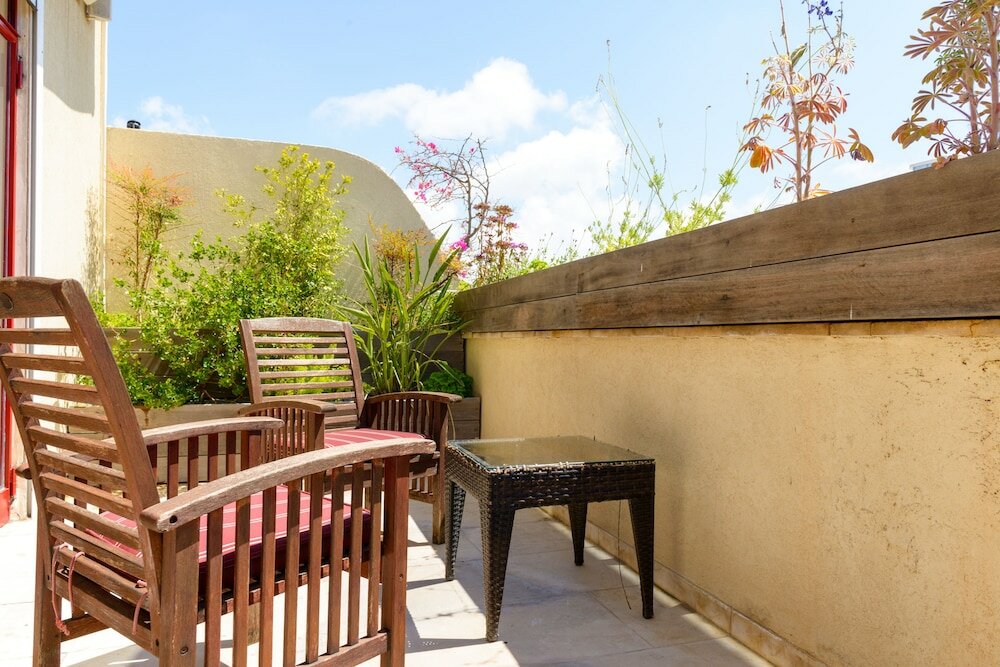 Фото Апартаменты Elegant 2br with Veranda by FeelHome