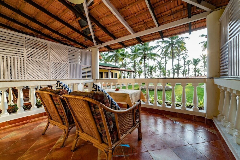 Фото C'Roque Beach Resort
