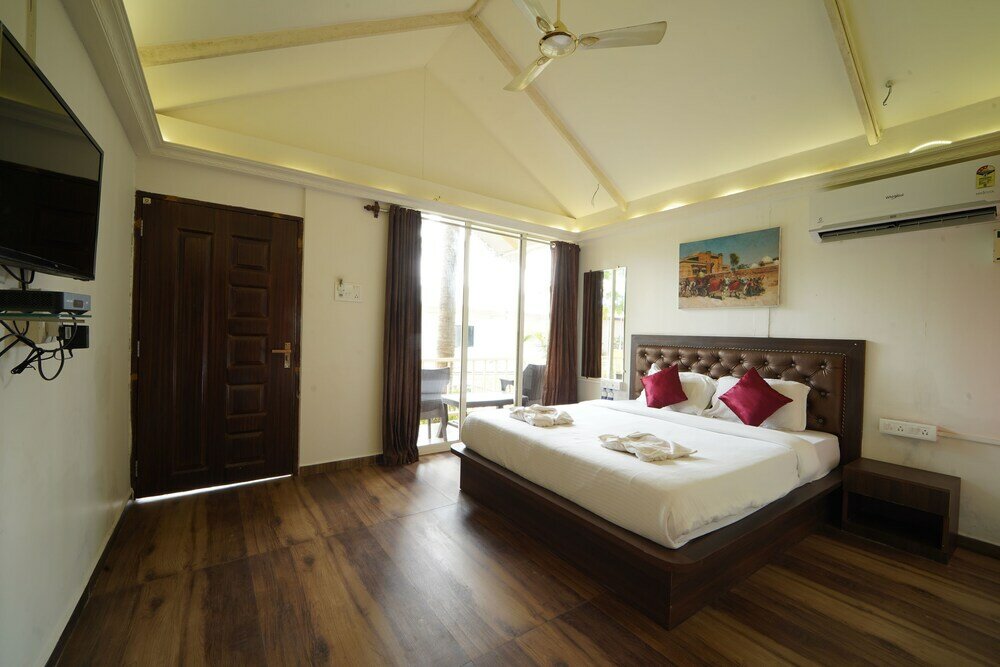 Фото Sunset & Waves Resort