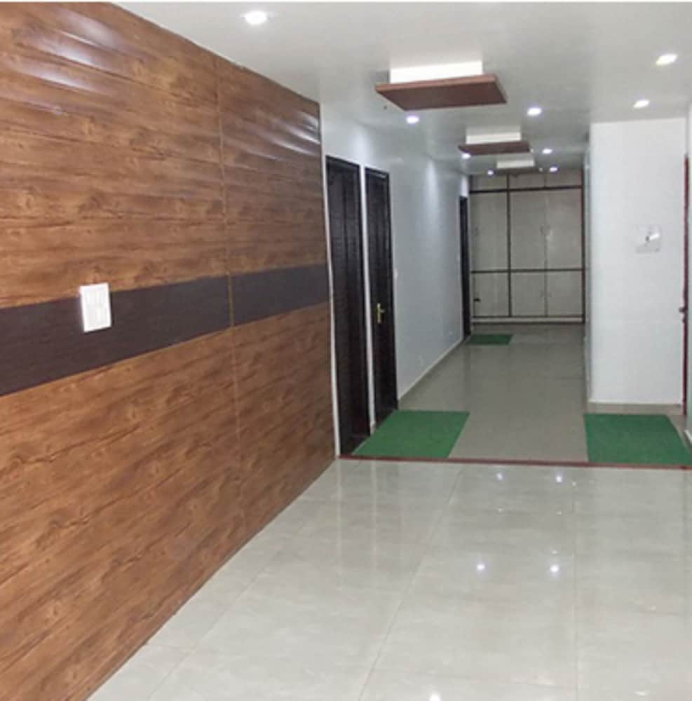 Фото Uttaranchal Tourist Guest House