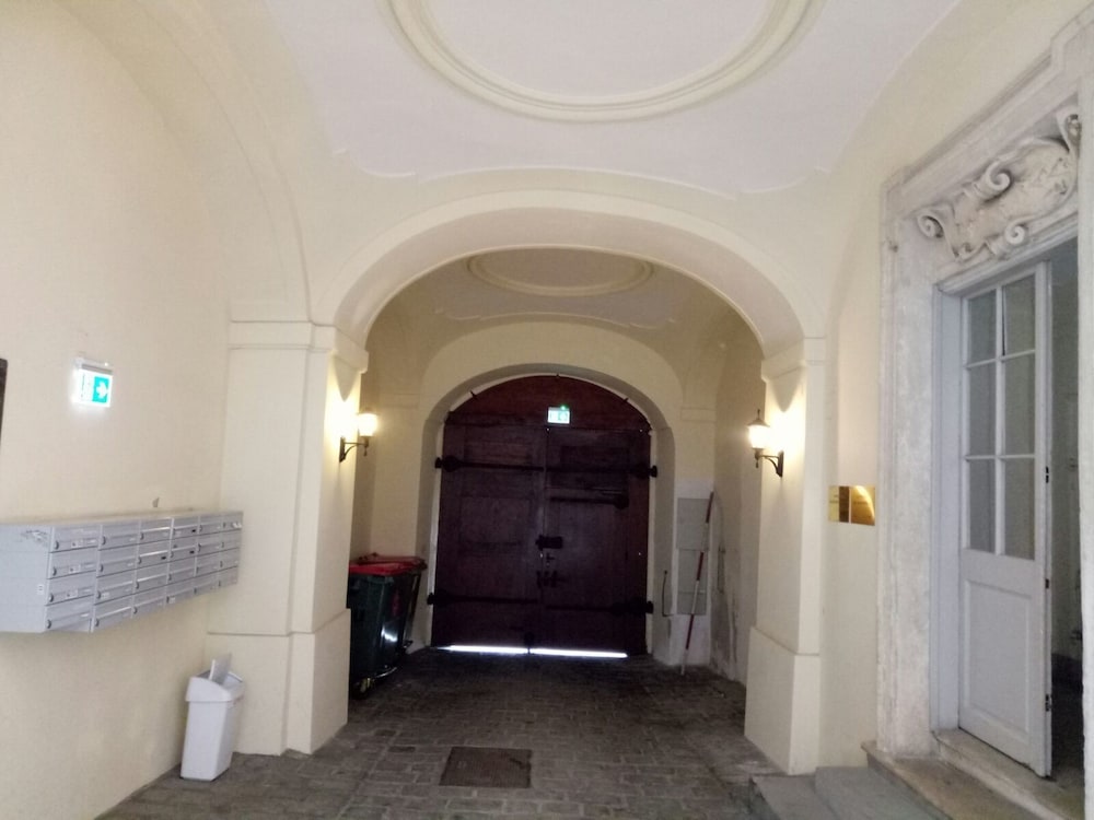 Фото City-center Hoher Markt