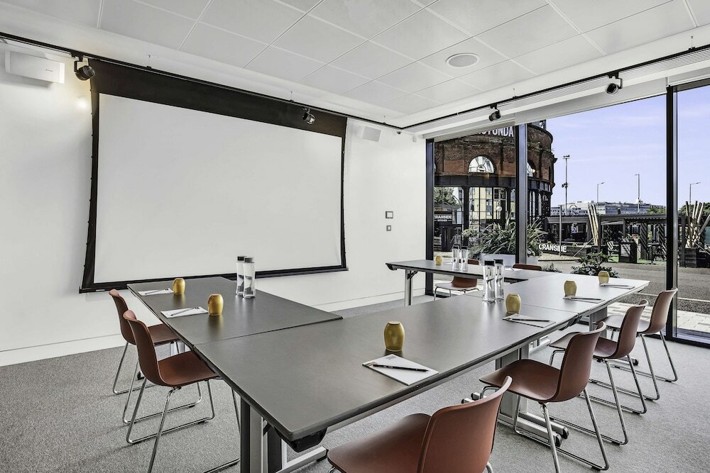 Фото Radisson Red Glasgow