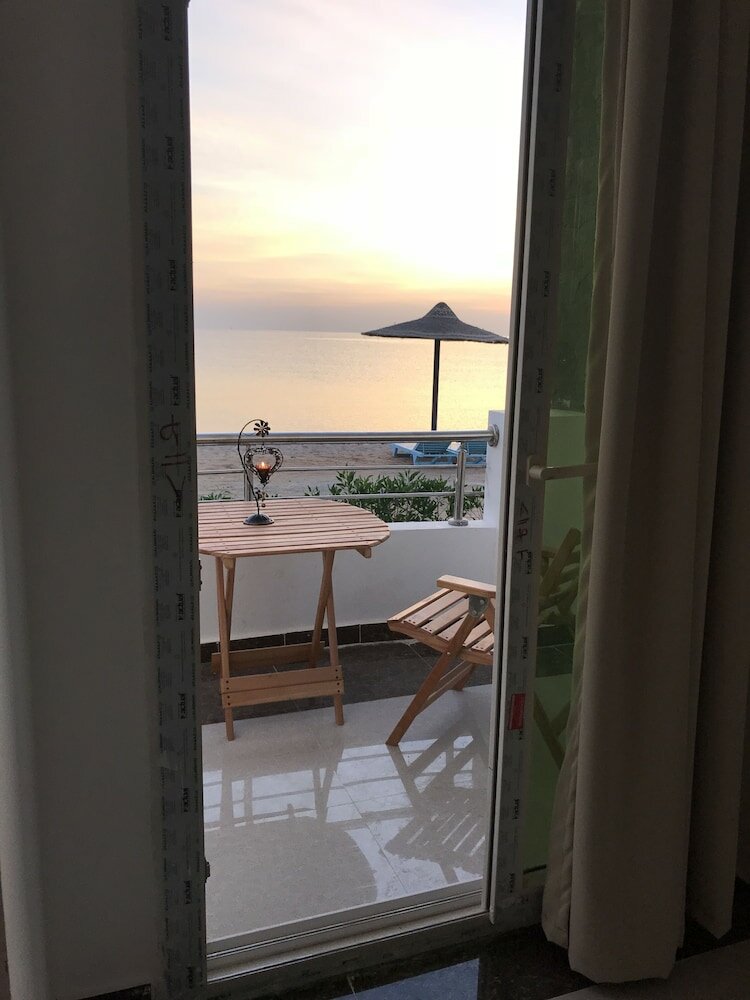 Фото Cecelia Resort