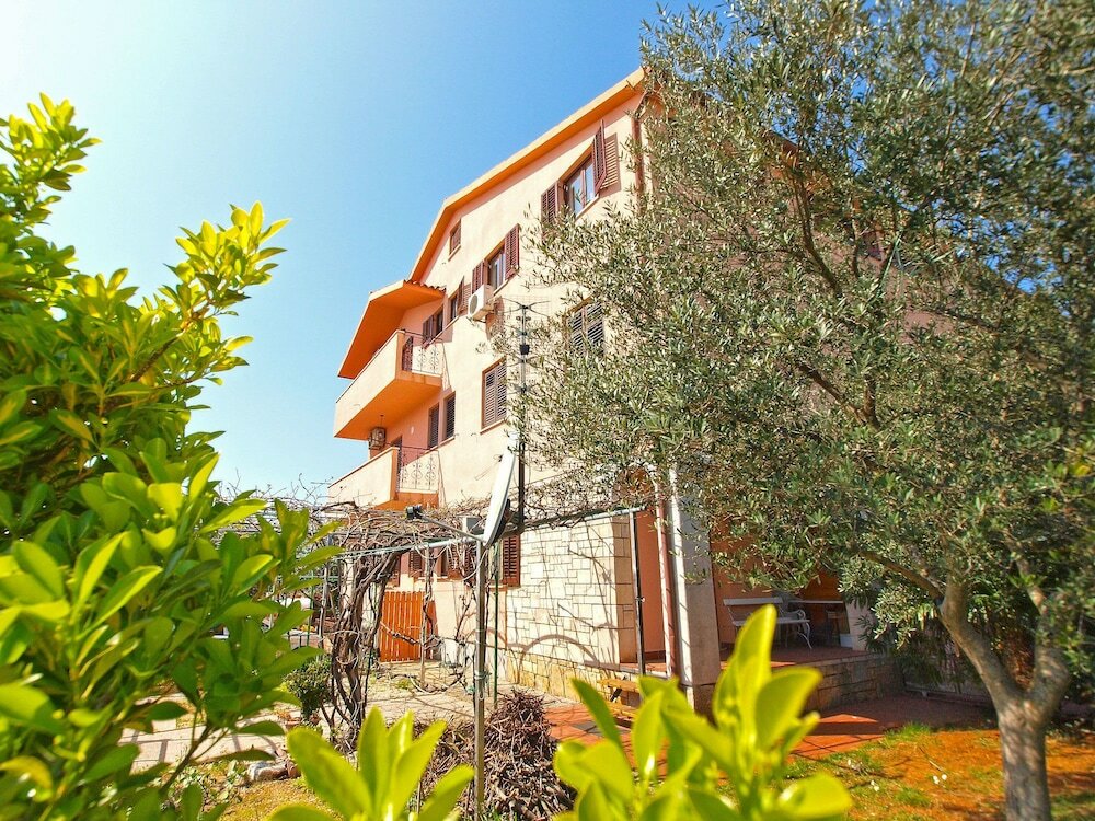 Фото Apartments Irena 1310