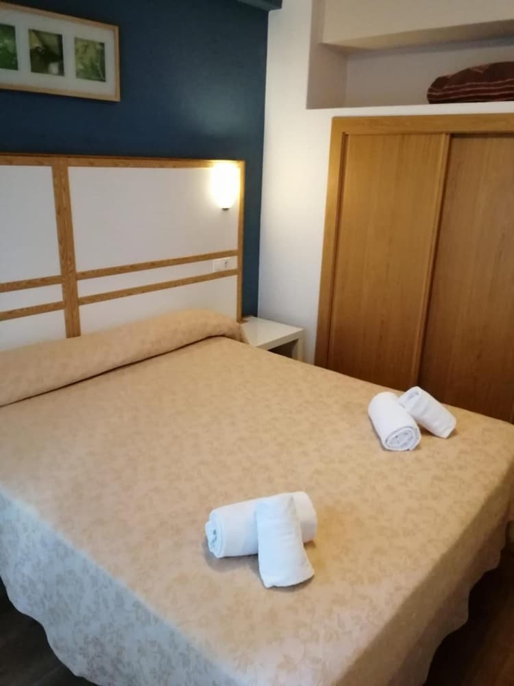 Фото Hostal Mara