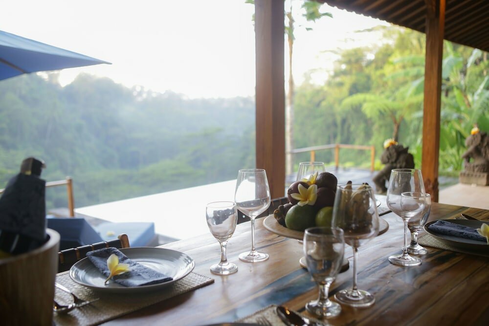Фото Ubud Valley Boutique Resort