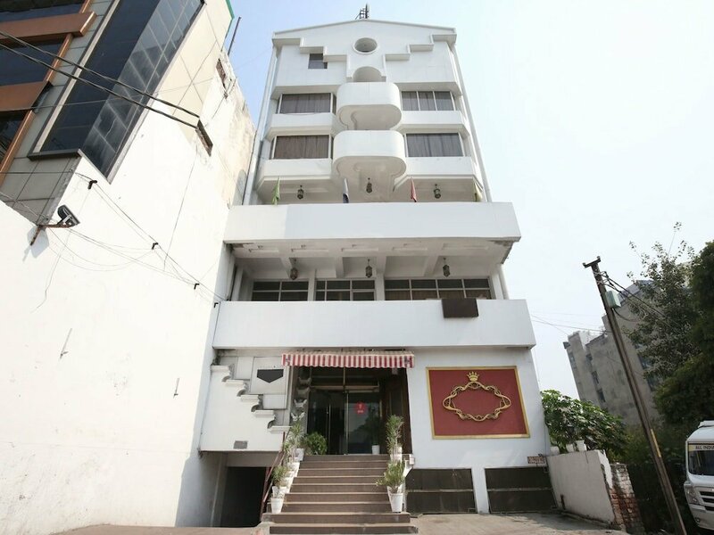 Гостиница Oyo 9985 Hotel Sekhon Grand в Джаландхаре