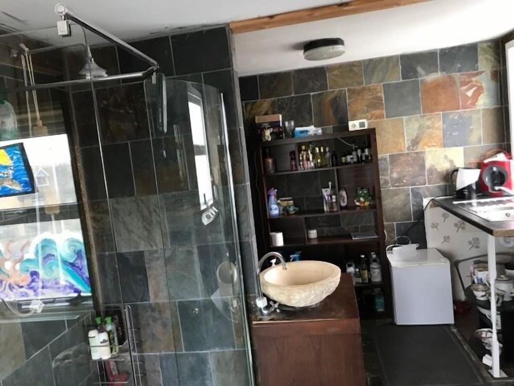 Фото The Little Tree Boutique B&b