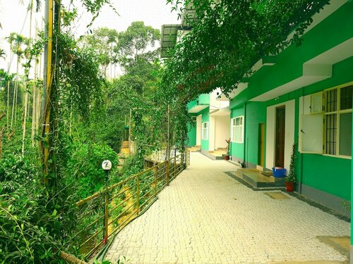 Oyo 11516 Wayanad Royal Stream