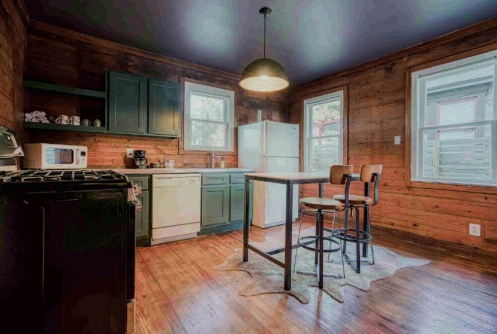 Фото The Xennial Ice Cold Ac With Fast Wi-fi