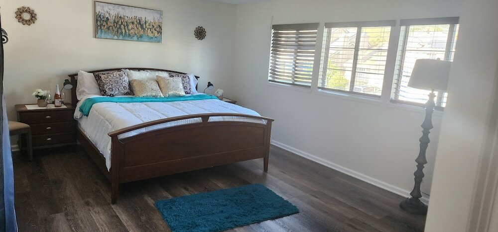 Фото Revelation Family