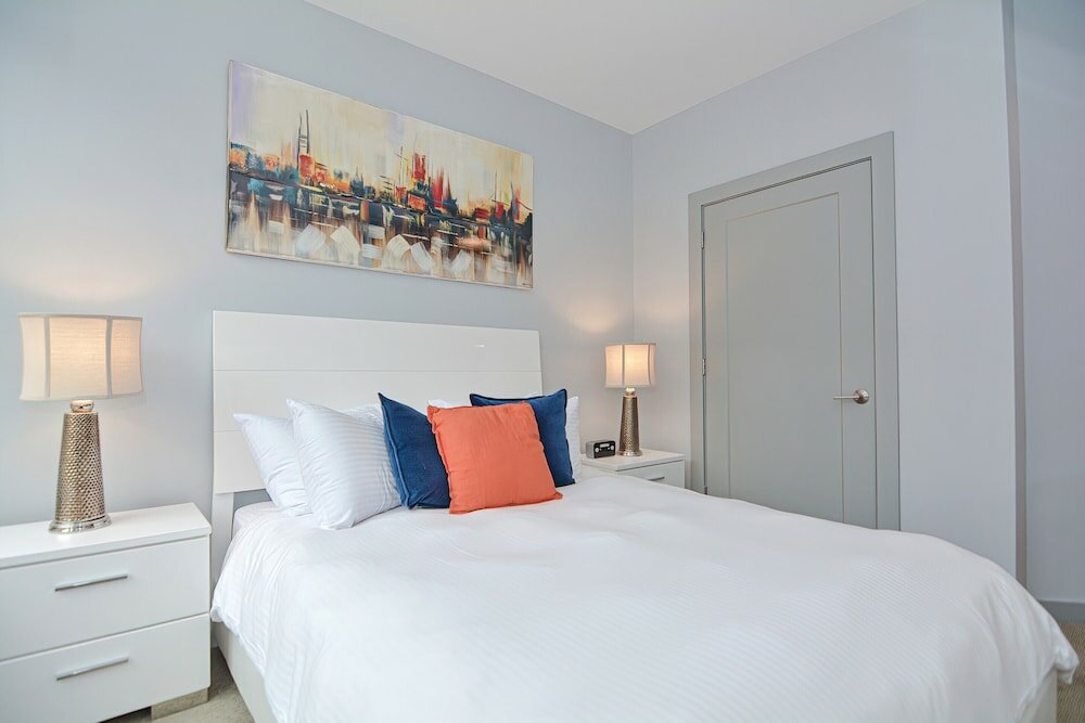 Фото Global Luxury Suites Downtown Providence