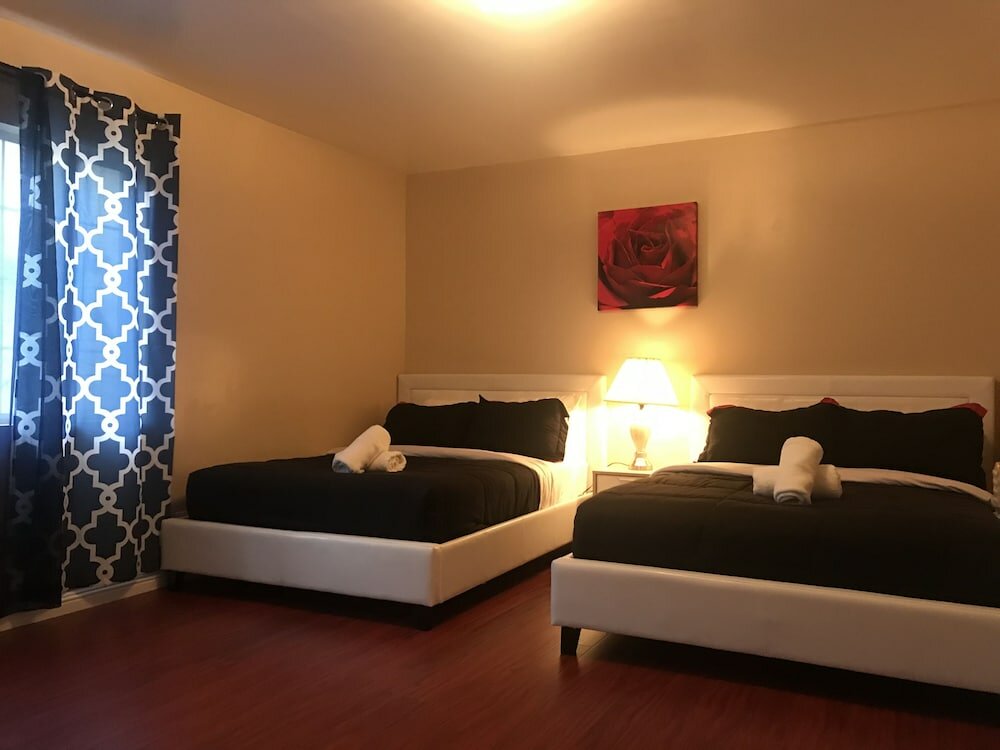 Фото Hollywood Luxury Double bedrooms