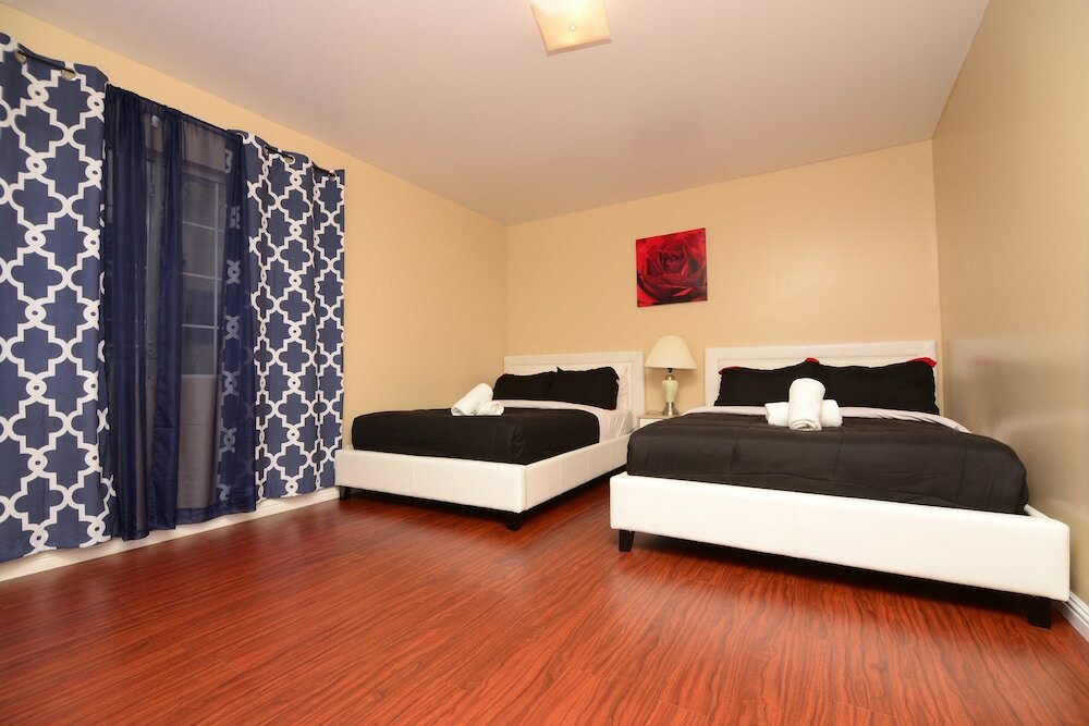 Фото Hollywood Luxury Double bedrooms