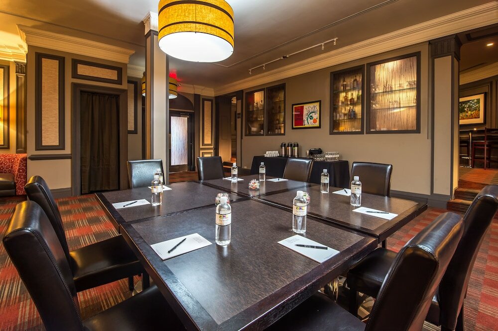 Фото The Bristol Hotel San Diego