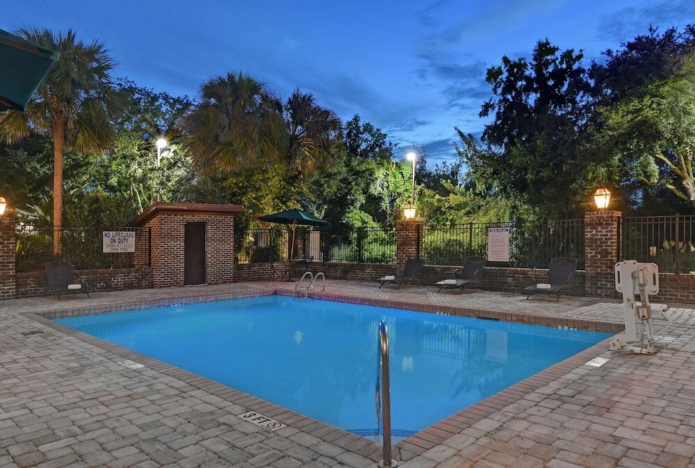 Фото Hampton Inn Charleston/Mount Pleasant-Patriots Point