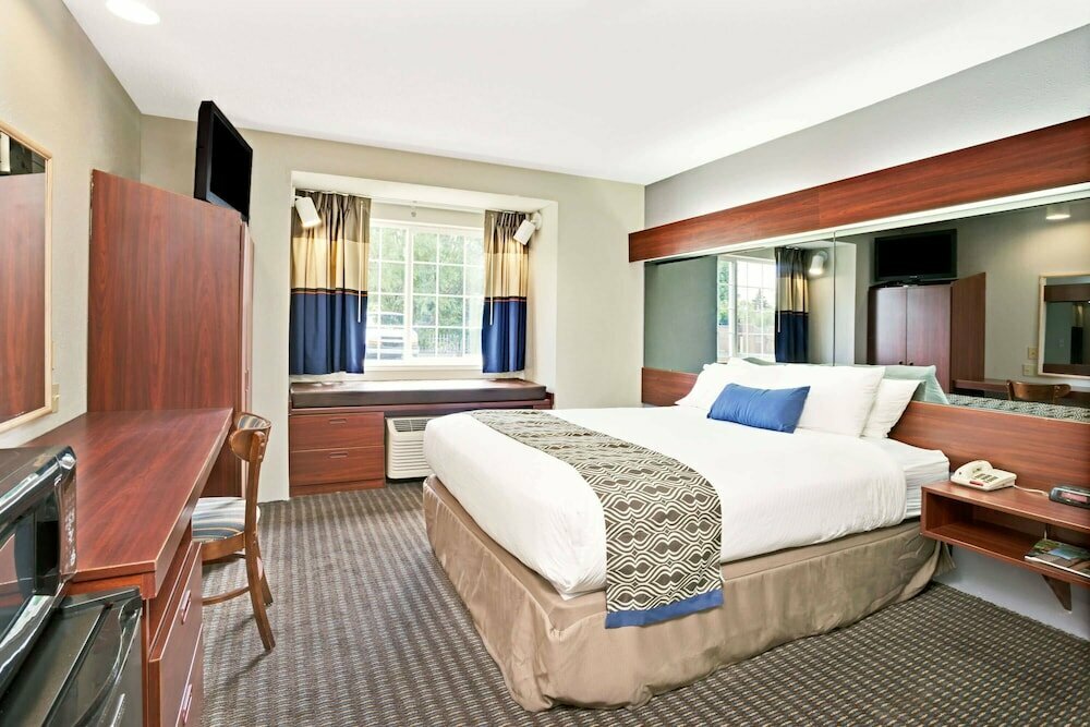 Hotel Microtel Inn & Suites by Wyndham Roseville/Detroit Area, Roseville, photo